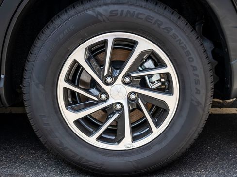 New 2026 Mitsubishi Eclipse Cross ES AWD/4WD image 13