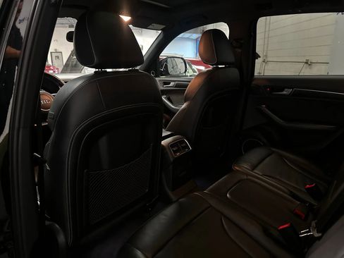 Used 2017 Audi SQ5 Premium Plus w/ Technology Package image 11