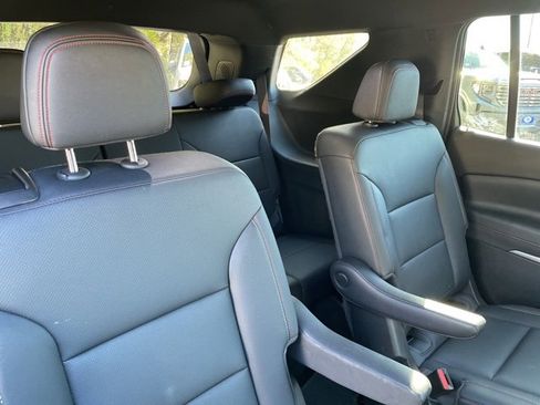 Used 2024 Chevrolet Traverse Z71 w/ Enhanced Driving Package image 31