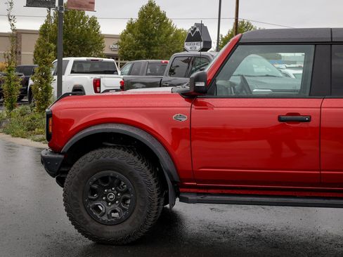 Used 2024 Ford Bronco Wildtrak AWD/4WD image 8