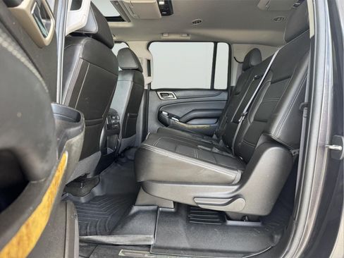 Used 2017 GMC Yukon XL Denali w/ Open Road Package AWD/4WD image 9