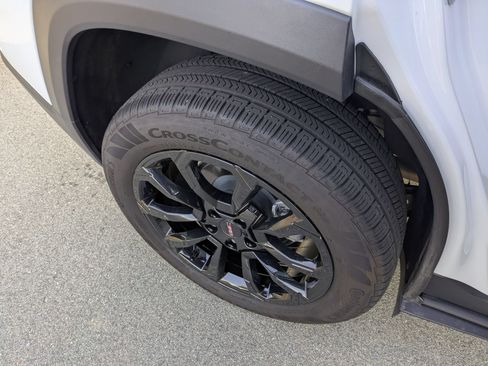 Used 2025 GMC Terrain Elevation w/ Black Edition AWD/4WD image 36