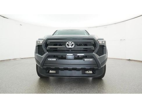 New 2025 Toyota Tacoma SR5 image 31