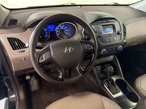Used 2015 Hyundai Tucson GLS w/ Option Group 02 AWD/4WD image 12