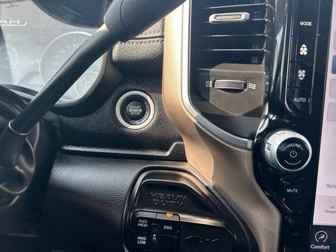 Used 2024 RAM 2500 Laramie w/ Safety Group AWD/4WD image 25