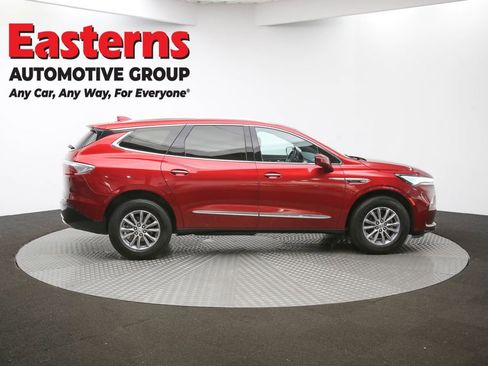 Used 2024 Buick Enclave Premium image 41