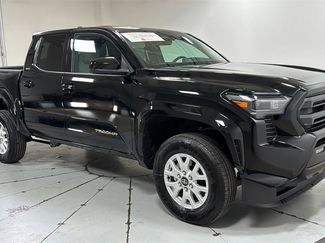 Certified 2025 Toyota Tacoma SR5 video 3