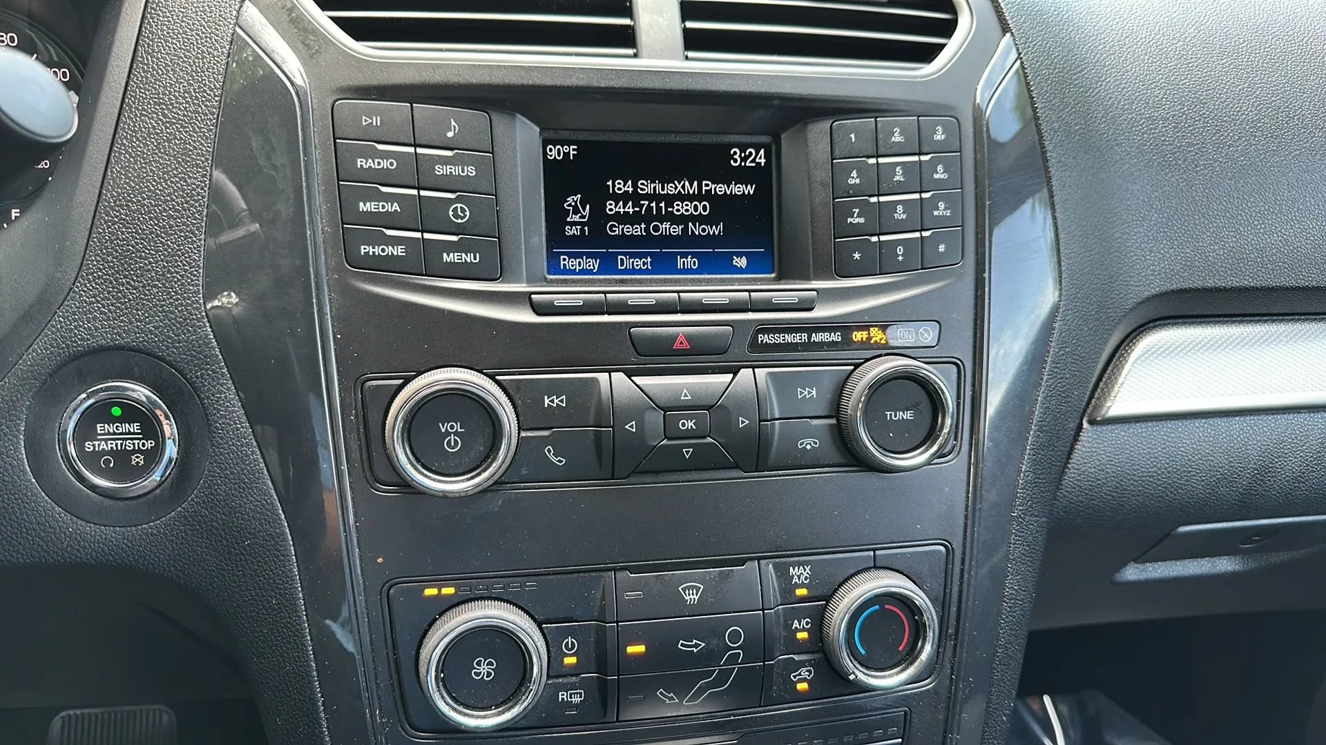 Used 2018 Ford Explorer XLT AWD/4WD image 11