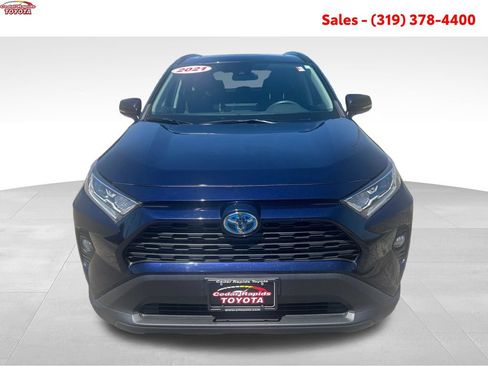 Certified 2021 Toyota RAV4 XLE w/ Convenience Package AWD/4WD image 11