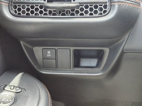 Used 2023 Honda HR-V Sport image 24