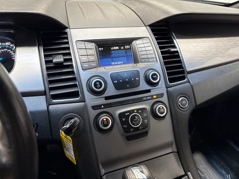 Used 2016 Ford Taurus SEL FWD image 21