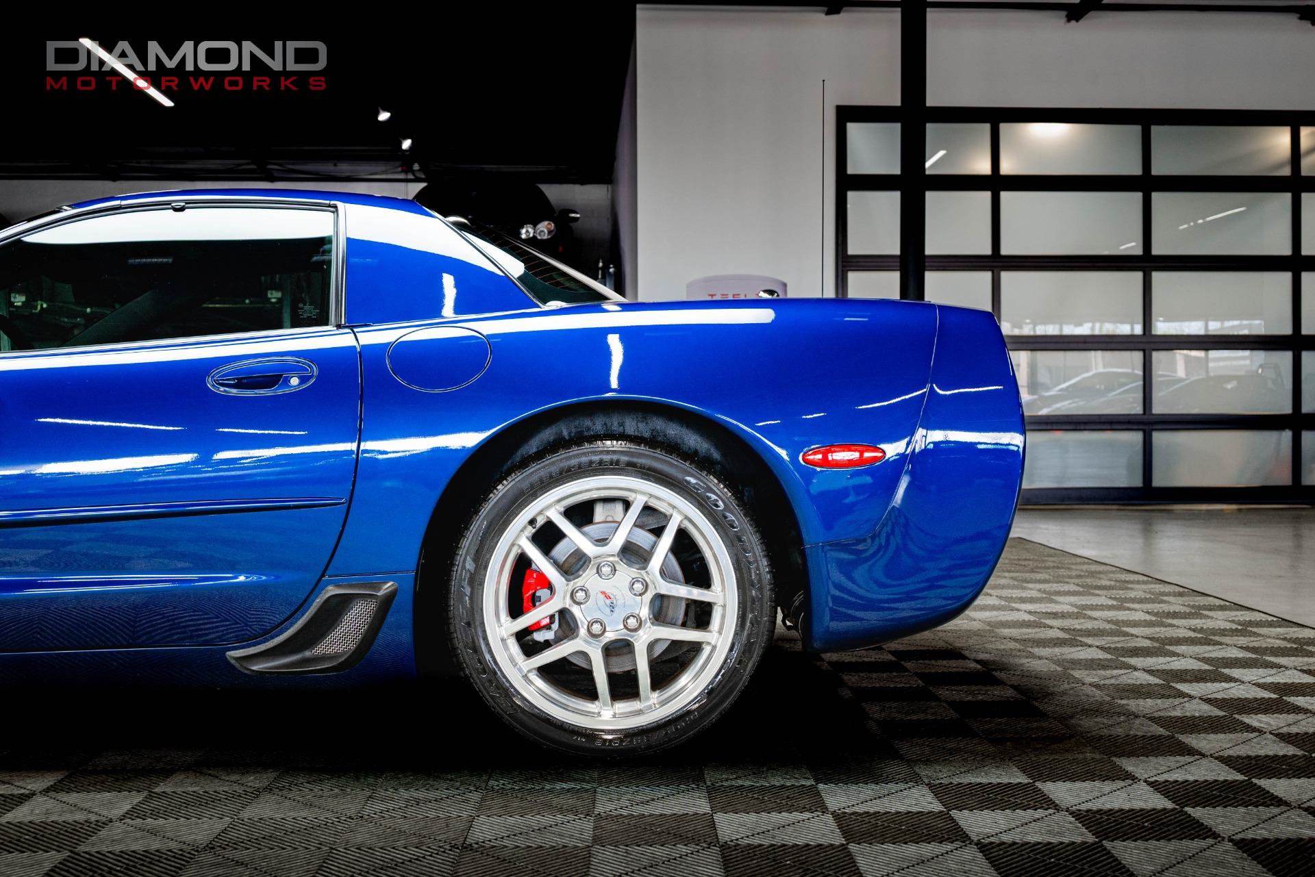 Used 2004 Chevrolet Corvette Z06 w/ Z06 Preferred Equipment Group RWD image 11