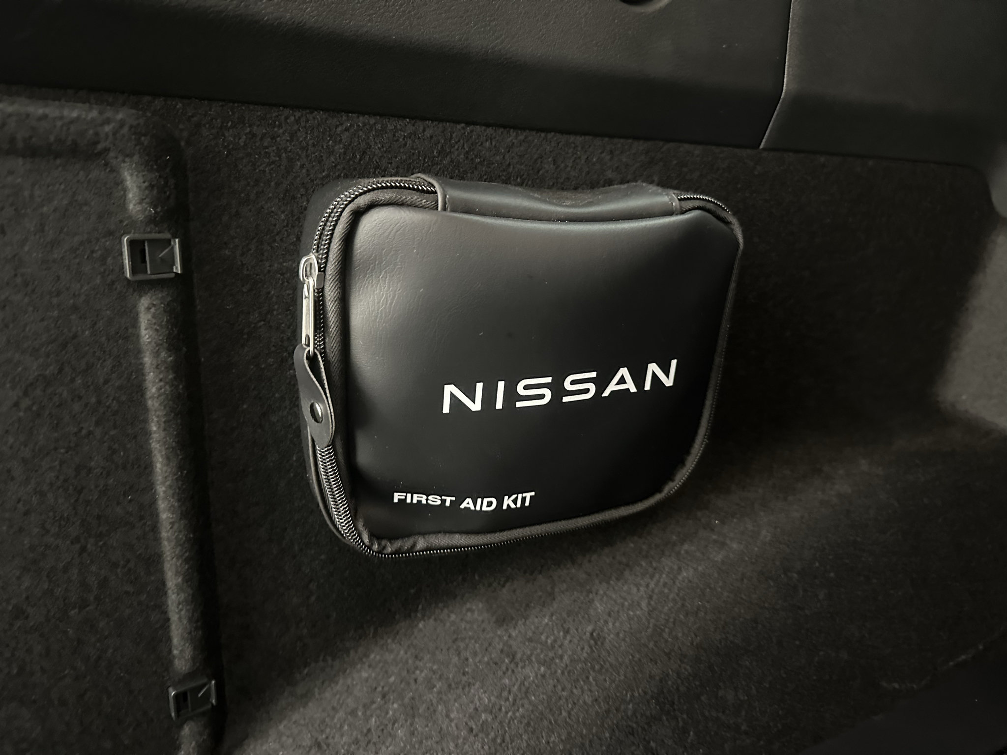 Used 2024 Nissan Rogue SL AWD/4WD image 9