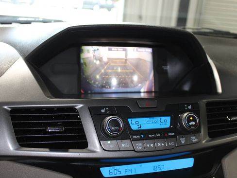 Used 2013 Honda Odyssey EX-L image 18
