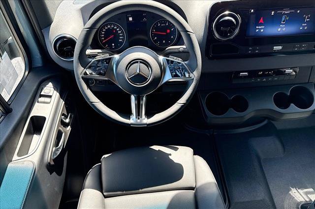 New 2026 Mercedes-Benz Sprinter 2500 image 19