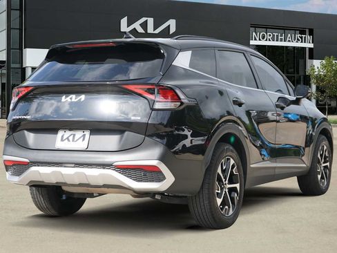 Used 2023 Kia Sportage EX w/ EX Premium Package AWD/4WD image 5