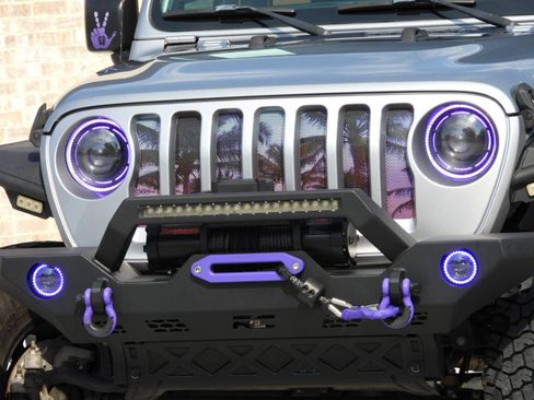 Used 2018 Jeep Wrangler Sport AWD/4WD image 5