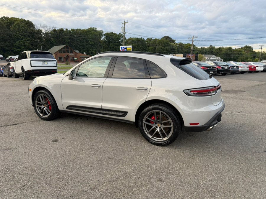 Used 2022 Porsche Macan S AWD/4WD image 4
