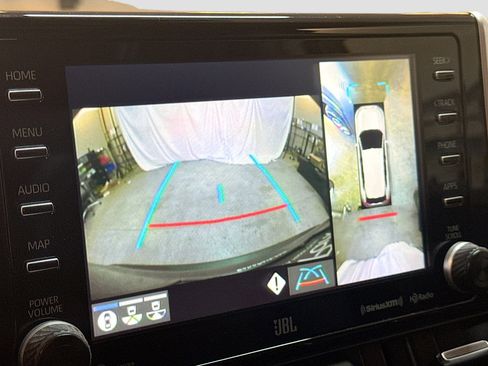 Used 2021 Toyota RAV4 Limited image 23