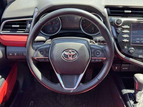 Used 2019 Toyota Camry XSE w/ Navigation Package FWD image 11
