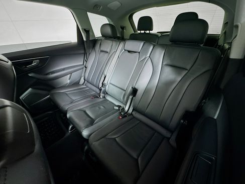 Used 2023 Audi Q7 3.0T Premium Plus image 24