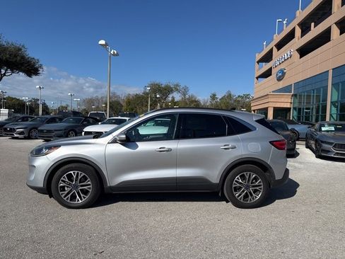 Used 2020 Ford Escape SEL image 2