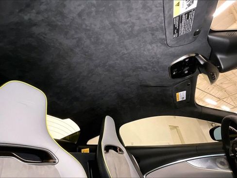 Used 2023 McLaren Artura image 20