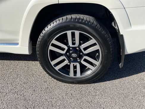 Used 2021 Toyota 4Runner Limited image 18