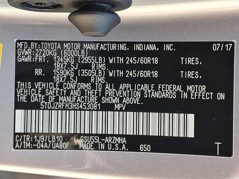 Used 2017 Toyota Highlander XLE w/ Carpet Mat Package AWD/4WD image 31