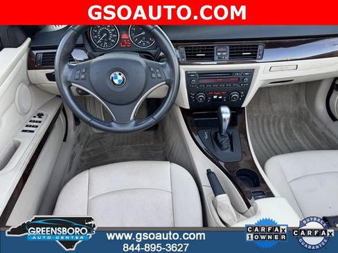 Used 2011 BMW 328i Convertible image 9