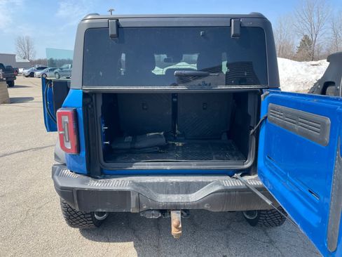 Used 2023 Ford Bronco Badlands w/ Sasquatch Package AWD/4WD image 19