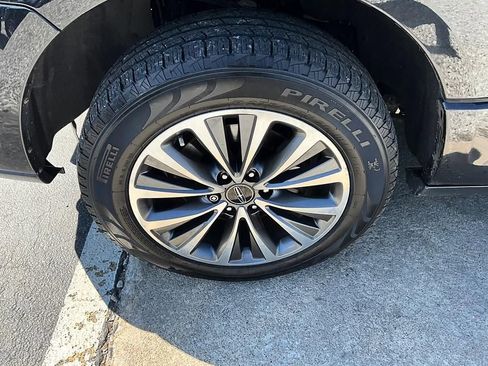 Used 2015 Lincoln Navigator L 4WD image 10
