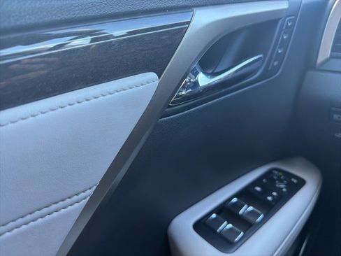 Used 2020 Lexus RX 350 FWD w/ Luxury Package image 11