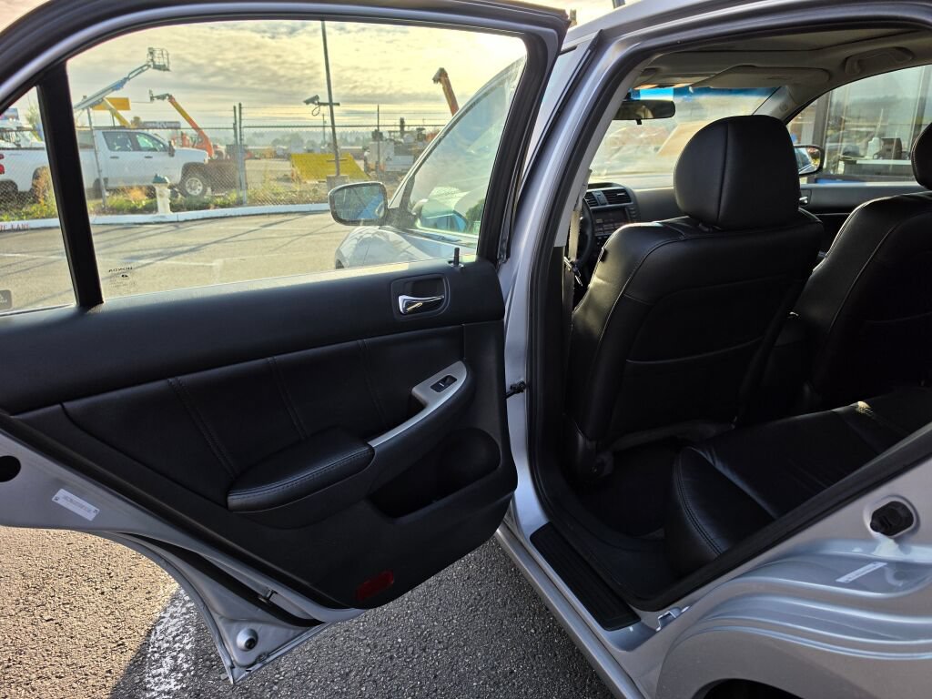 Used 2005 Honda Accord EX-L image 14