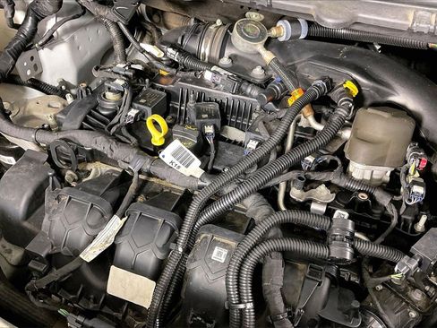 Used 2019 Ford Edge SE w/ SE Fleet Driver's Package image 30