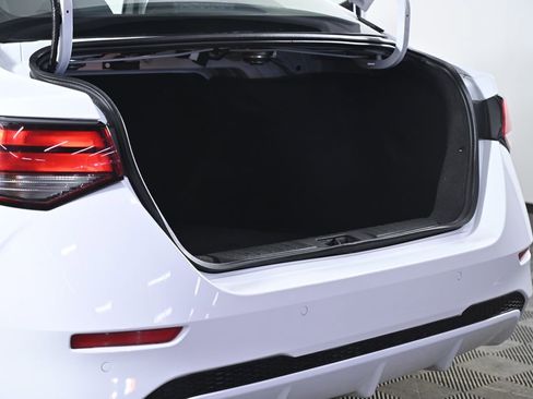 Certified 2023 Nissan Sentra SV image 33