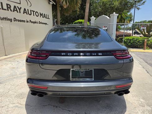 Used 2020 Porsche Panamera RWD image 7
