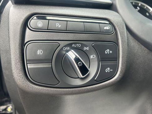 Used 2019 INFINITI QX50 Essential w/ Premium Heat Package image 35