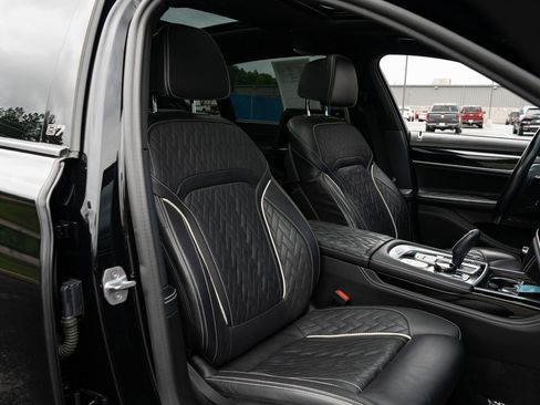 Used 2020 BMW ALPINA B7 xDrive AWD/4WD image 58