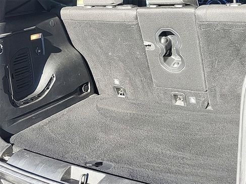 Used 2016 Jeep Renegade Latitude image 31