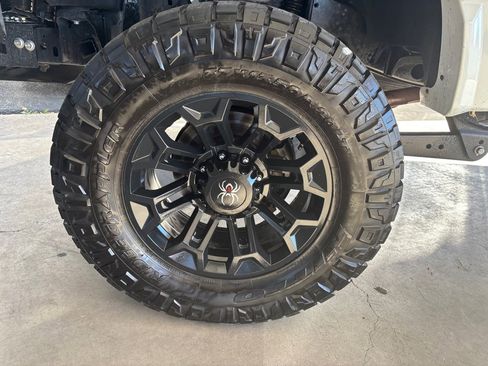 Used 2021 Ford F250 Lariat image 48