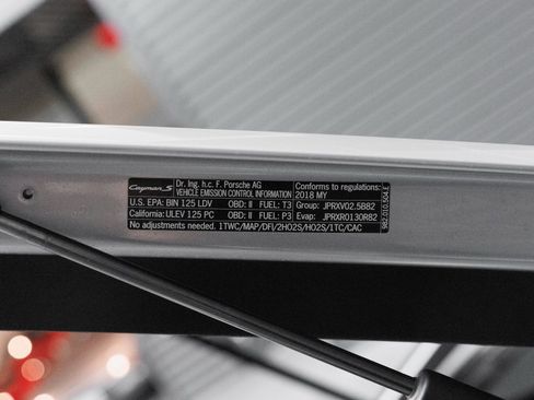 Certified 2018 Porsche 718 Cayman S image 40