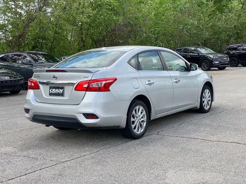 Used 2019 Nissan Sentra SV image 6