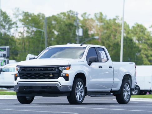 Used 2026 Chevrolet Silverado 1500 W/T w/ WT Value Package AWD/4WD image 36