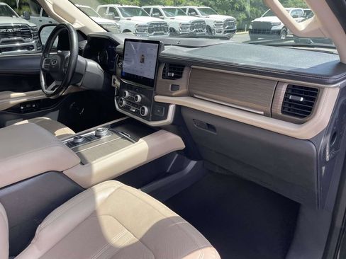 Used 2023 Ford Expedition Max Limited AWD/4WD image 14