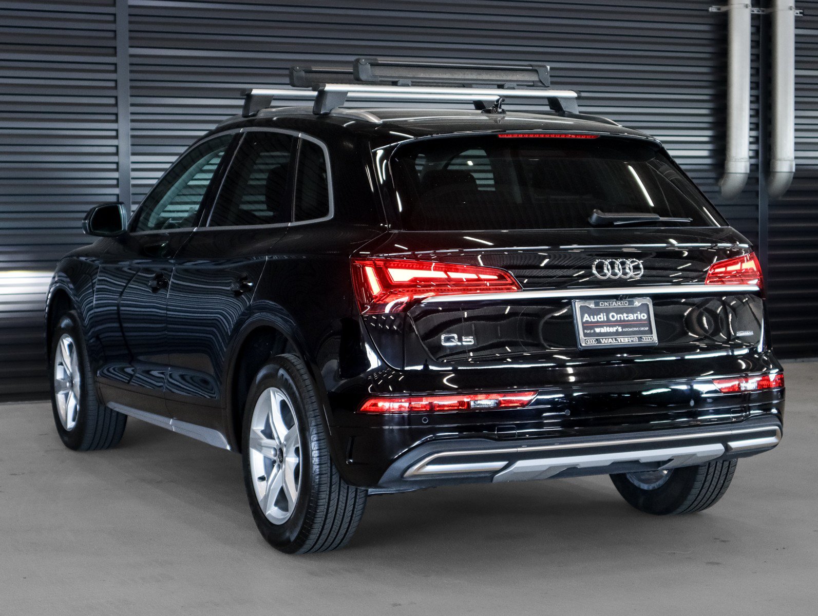 Used 2023 Audi Q5 2.0T Premium AWD/4WD image 2