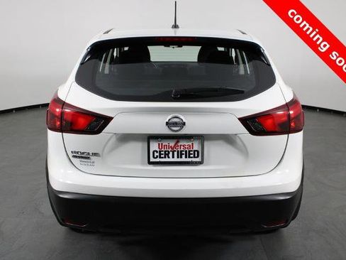Certified 2019 Nissan Rogue Sport S image 8