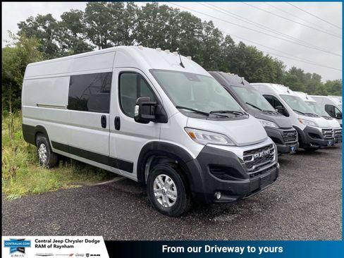 Used 2025 RAM ProMaster 3500 w/ Quick Order Package 22H SLT+ FWD image 1