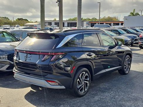 Used 2025 Hyundai Tucson Limited FWD image 3