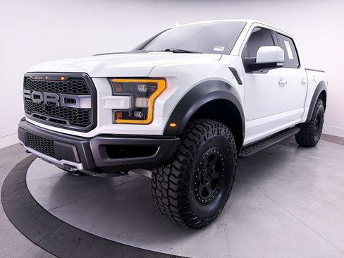Used 2019 Ford F150 Raptor w/ Equipment Group 802A Luxury AWD/4WD image 12